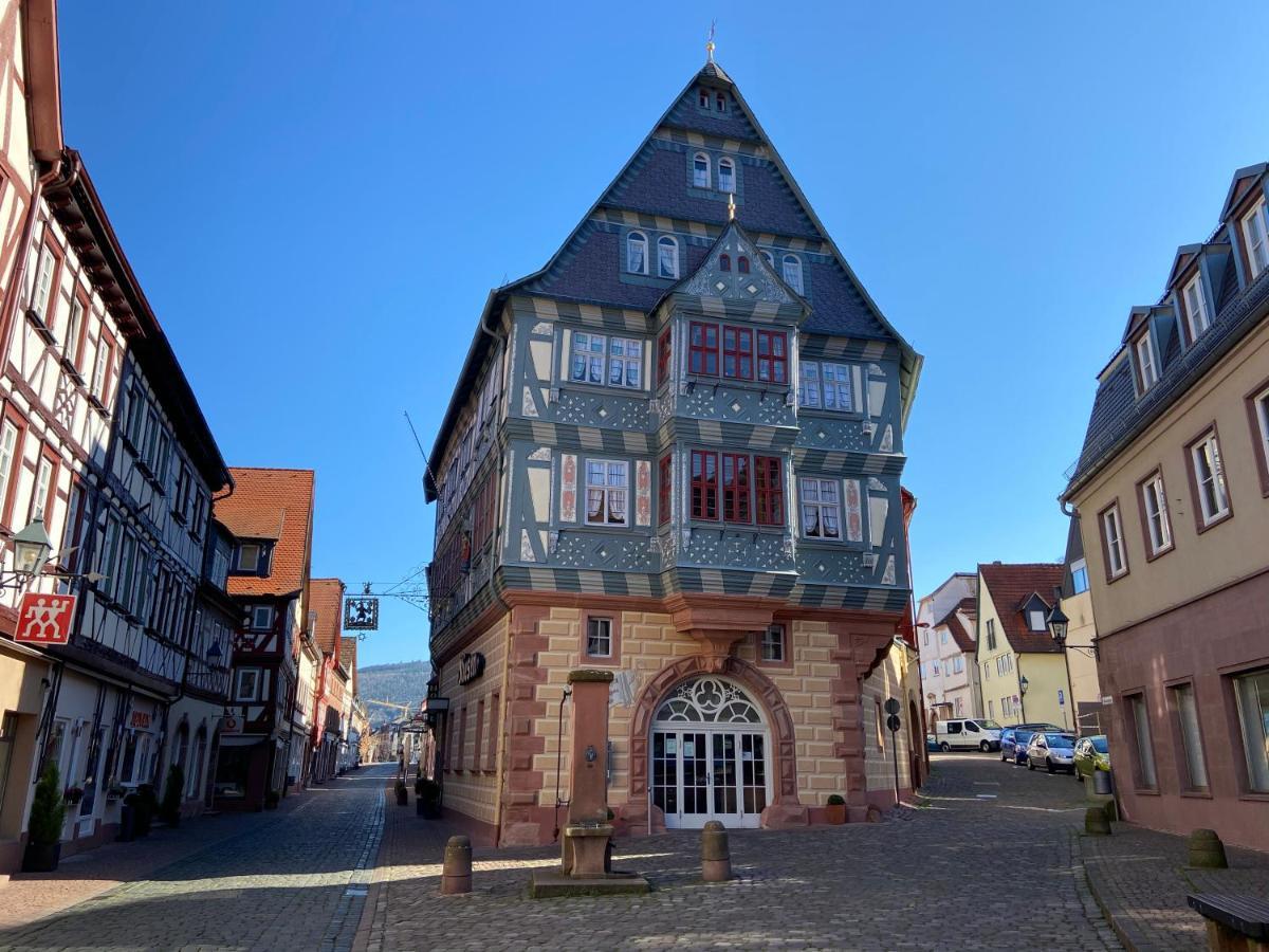 Hotel Zum Riesen - Aelteste Fuerstenherberge Deutschlands Miltenberg Luaran gambar