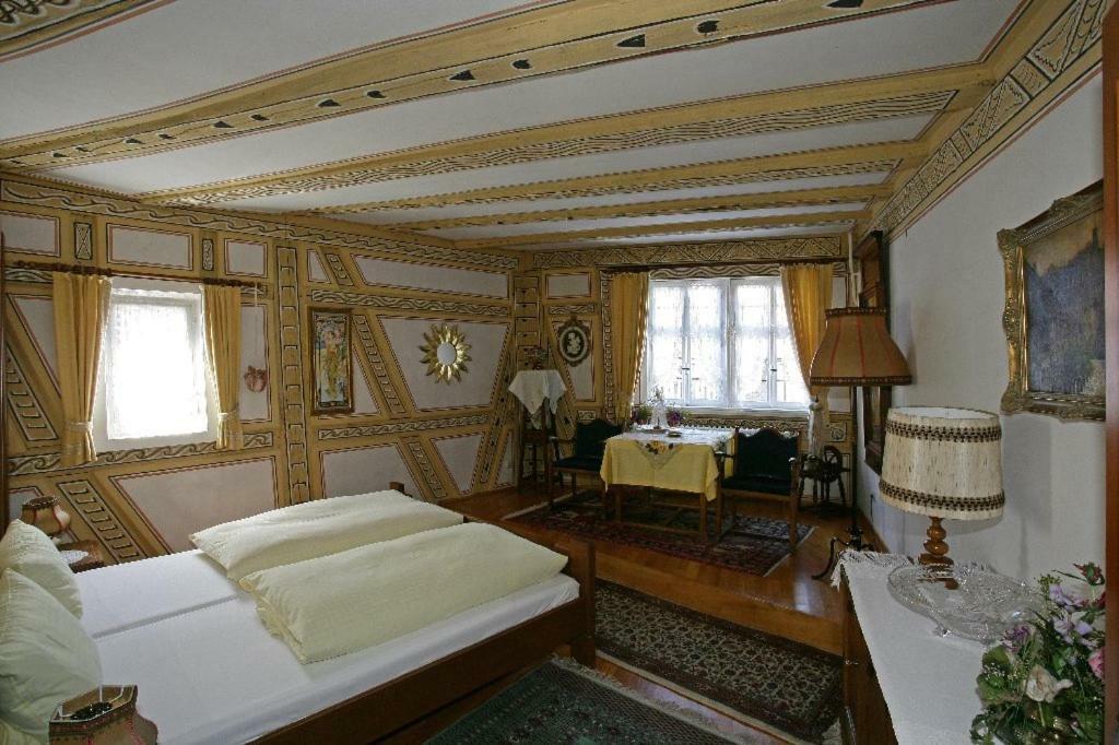Hotel Zum Riesen - Aelteste Fuerstenherberge Deutschlands Miltenberg Luaran gambar